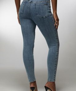 Stridestudio.shopf28676c22b 2